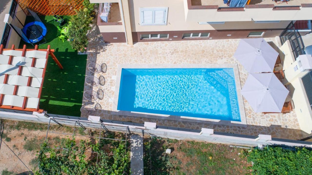 Apartments Dijana Zadar Exteriör bild