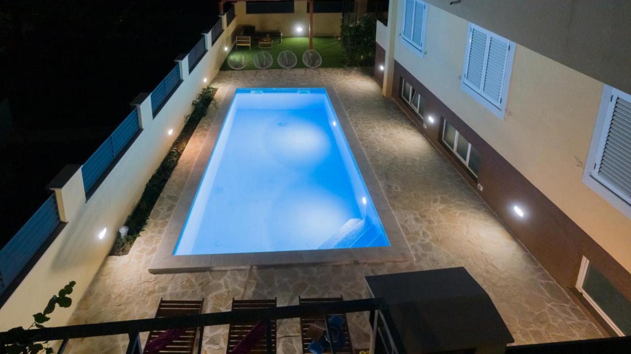 Apartments Dijana Zadar Exteriör bild