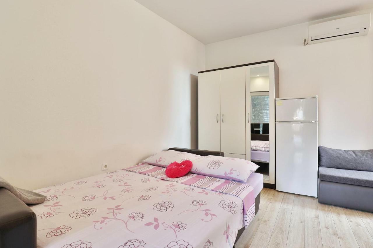 Apartments Dijana Zadar Exteriör bild