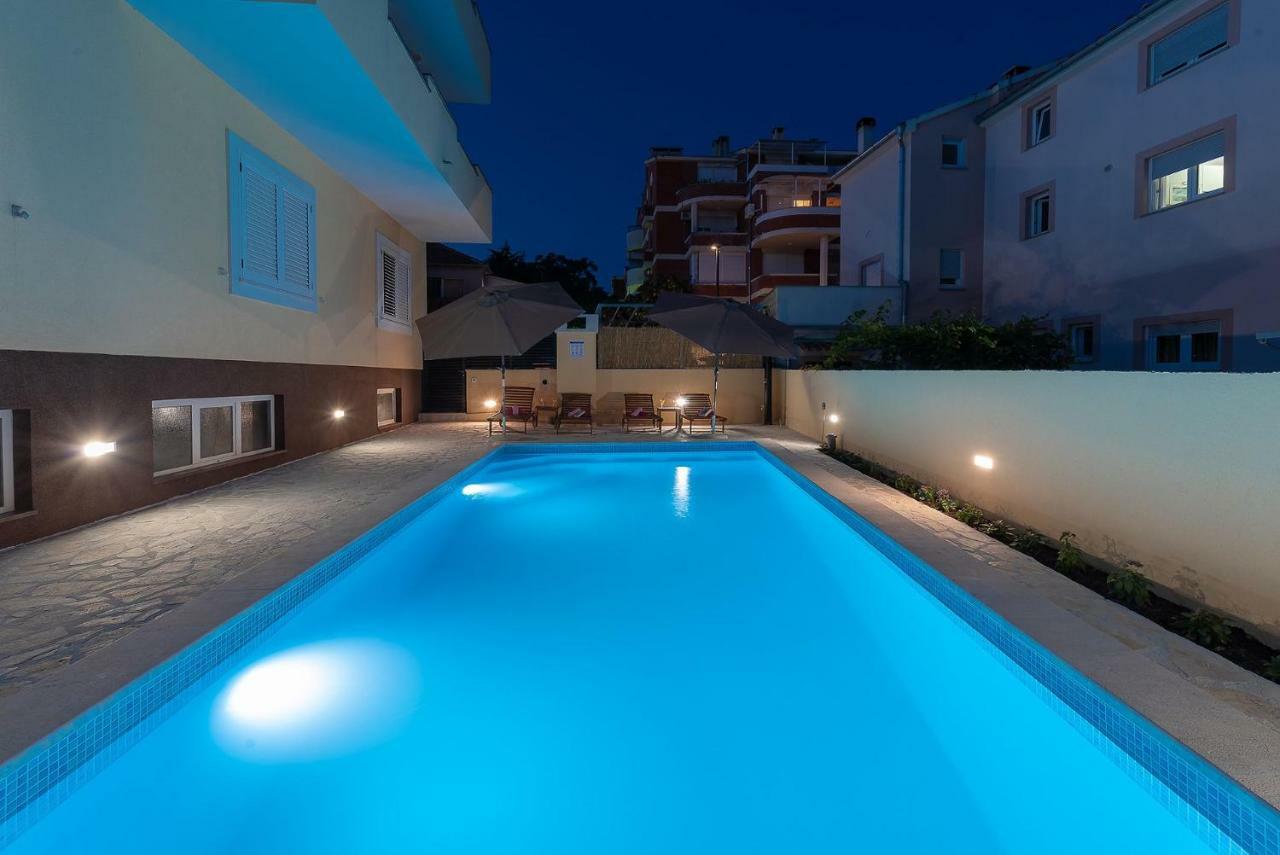 Apartments Dijana Zadar Exteriör bild